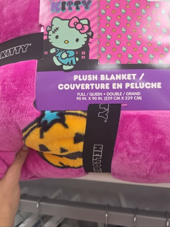 Hello Kitty Other - Hello Kitty Queen Frankie